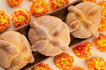 Cargar imagen en el visor de la galería, Pan de Muerto
