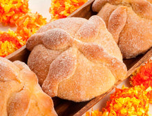 Cargar imagen en el visor de la galería, Pan de Muerto
